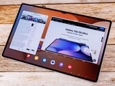Il successore di Galaxy Tab S10 Ultra (nella foto) sembra avere una tacca più piccola. (Fonte: Notebookcheck)